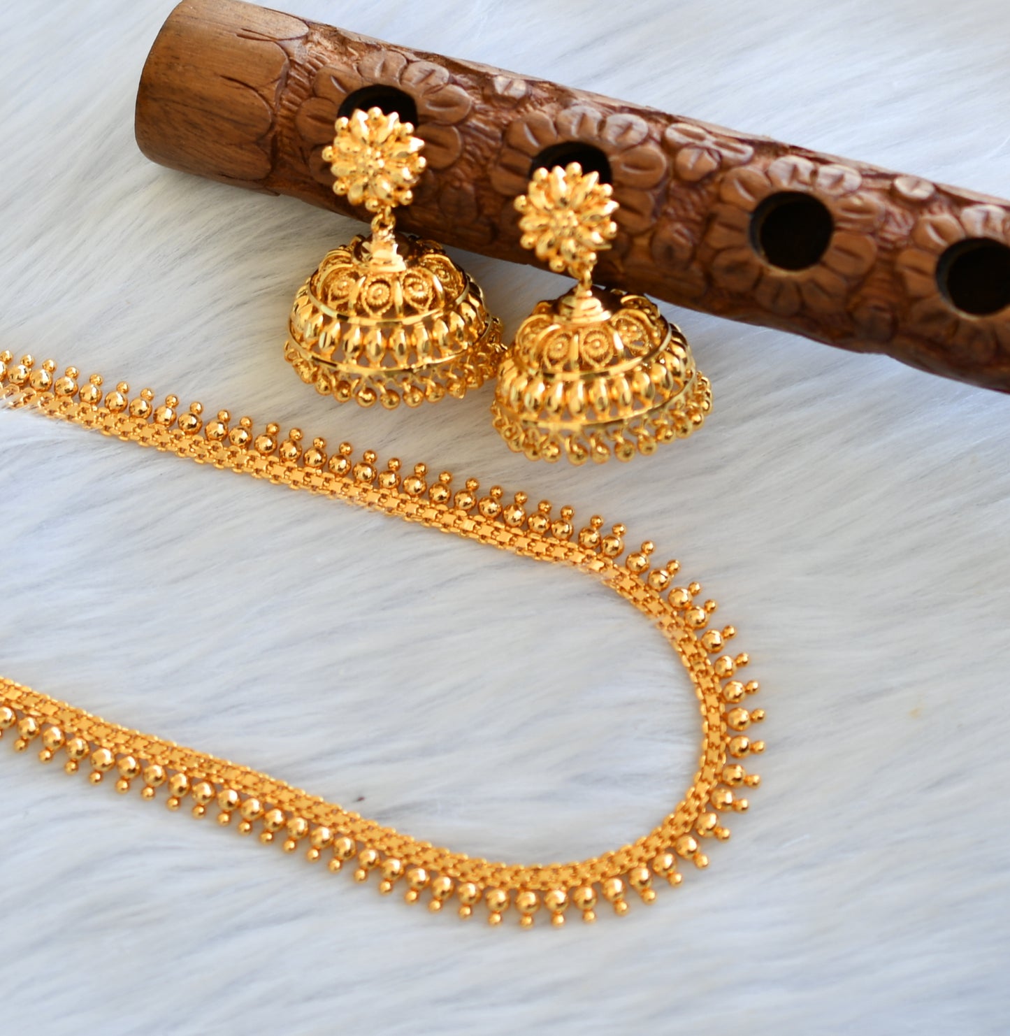 Gold tone Kerala style short haar and pair of jhumkka dj-40290