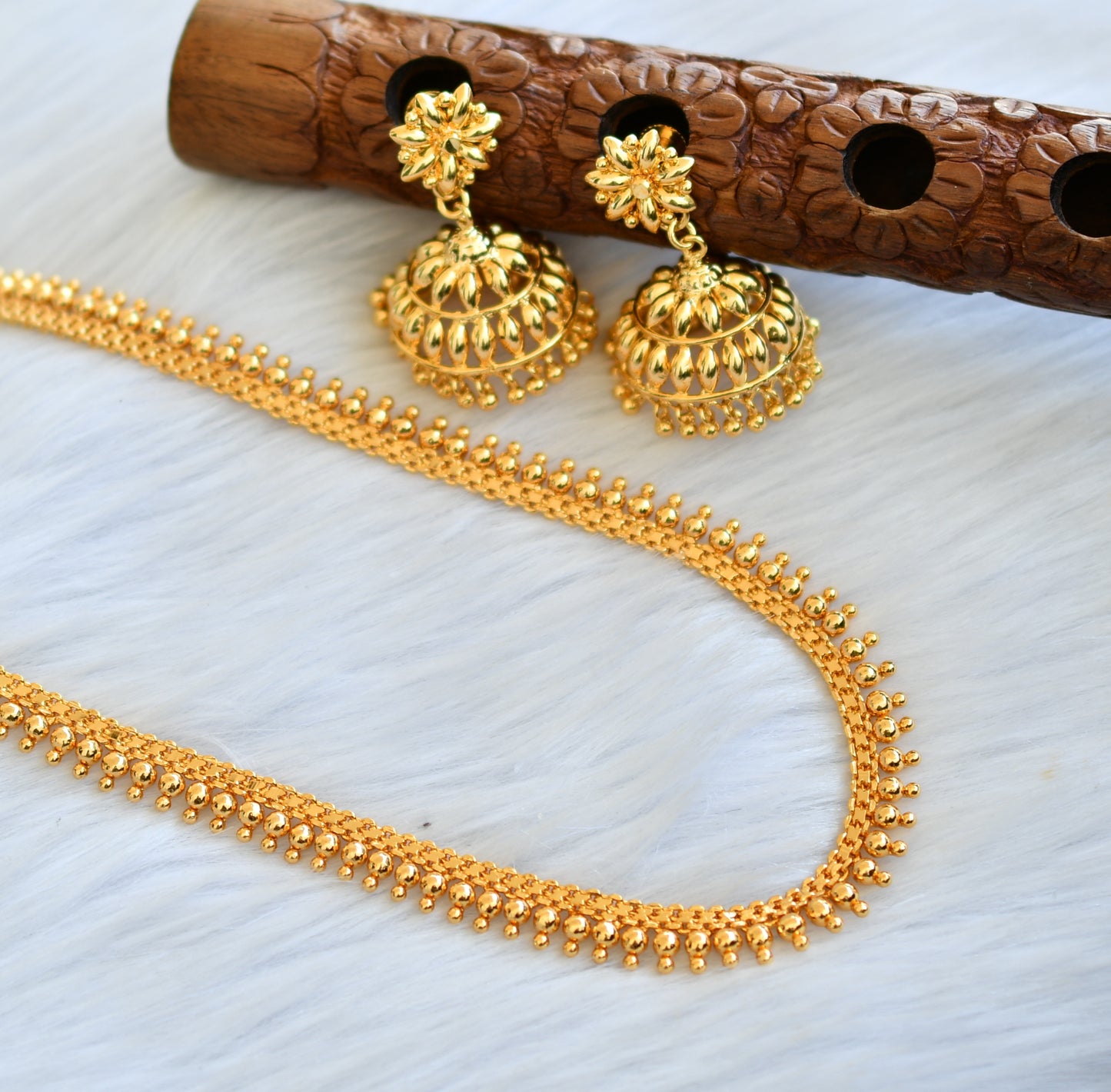 Gold tone Kerala style short haar and pair of jhumkka dj-40291