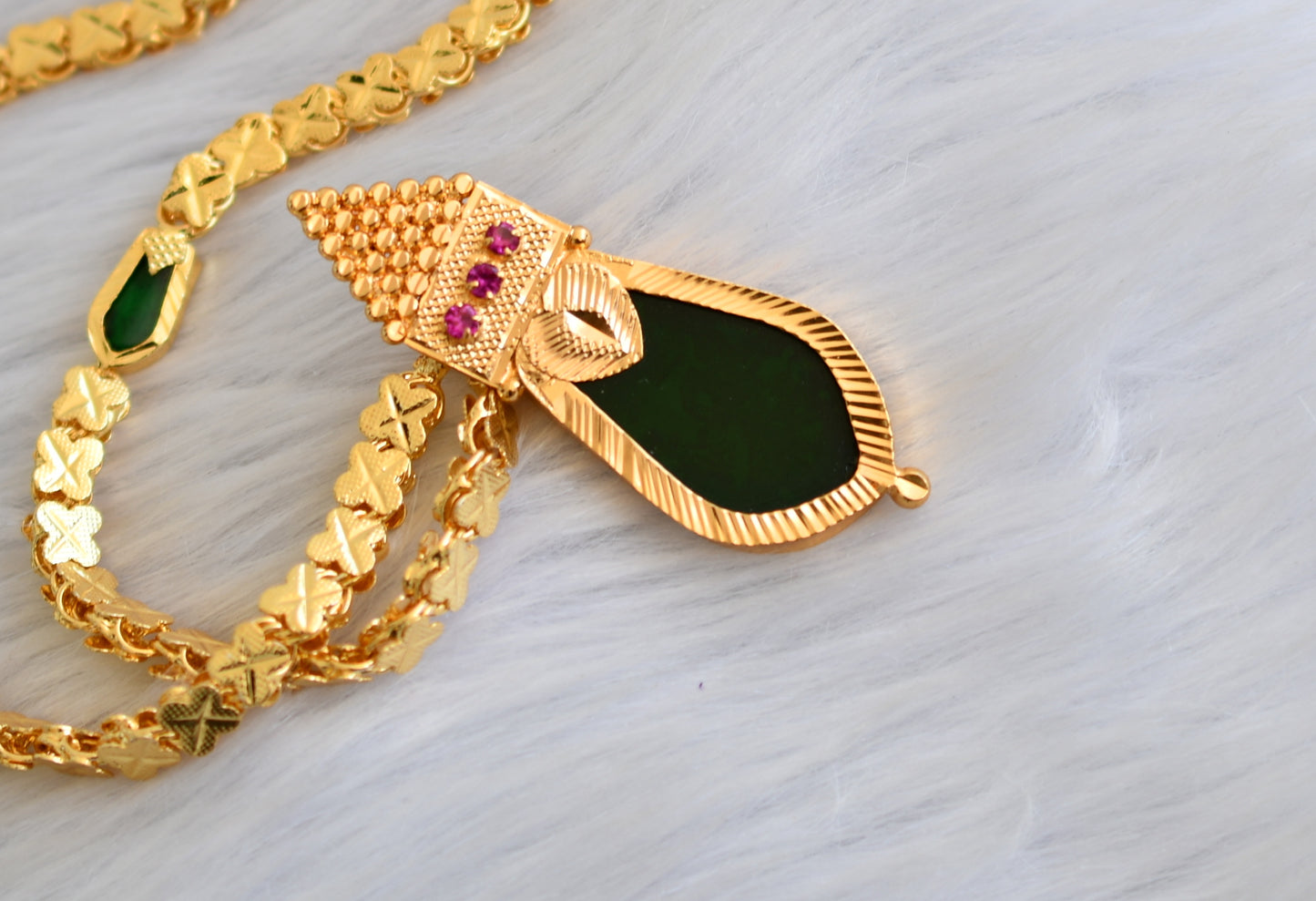 Gold tone pink-green nagapadam Kerala style pendant with chain dj-40323