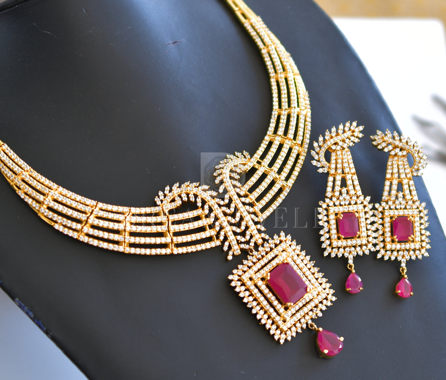 Gold tone cz-ruby bridal necklace set dj-05679