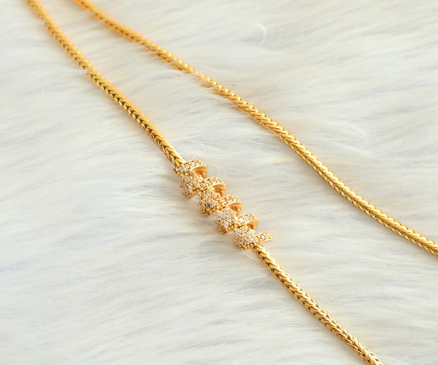 Gold tone white nakshathra spiral mugappu chain dj-40148