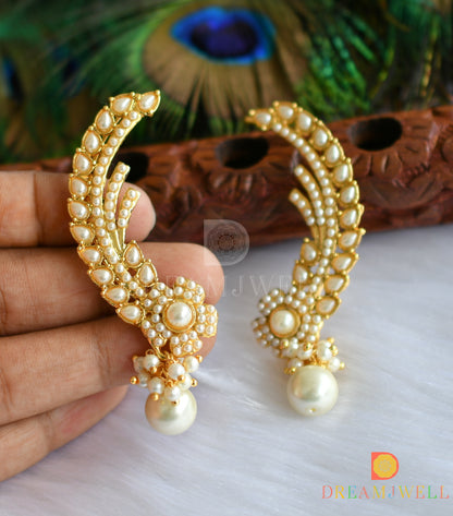 Gold tone pearl designer ear cuff earrings dj-01192