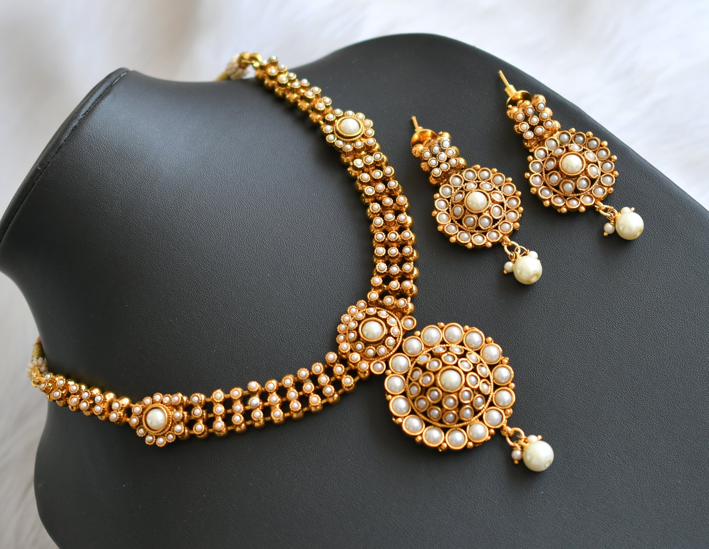 DREAMJWELL - Beautiful Antique Pearl Designer Necklace Set-dj04182 –  dreamjwell