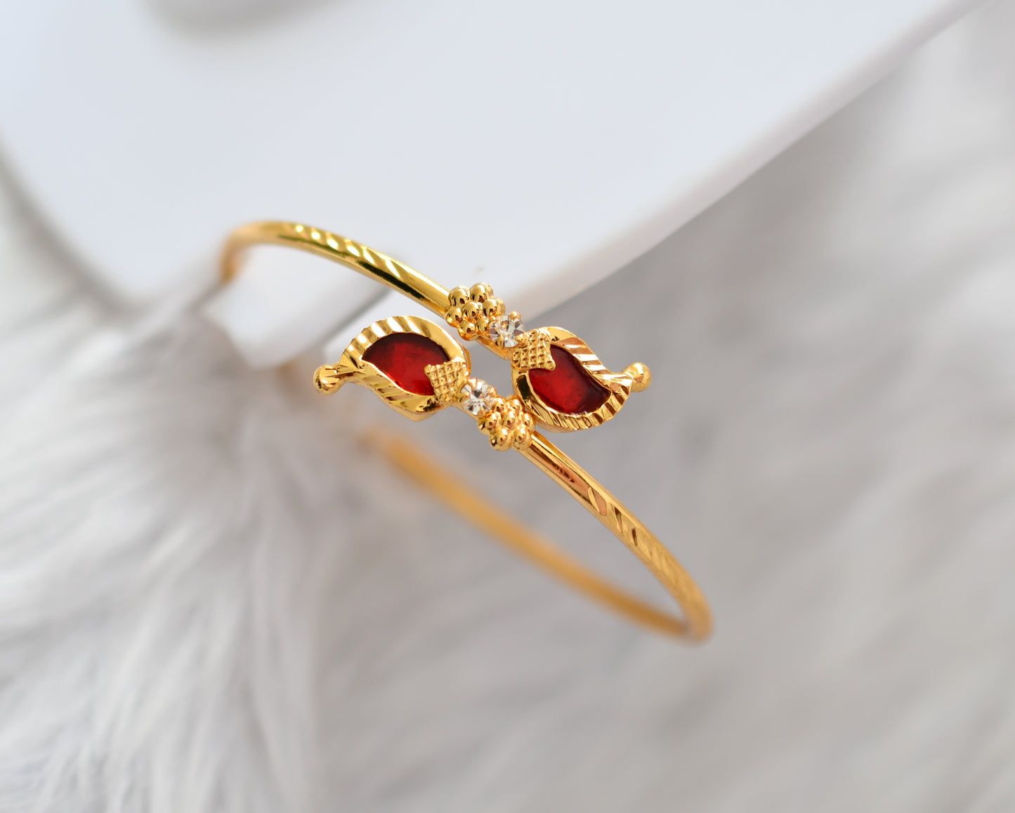 Gold tone red mango Kerala style kada (2.4) dj-39027