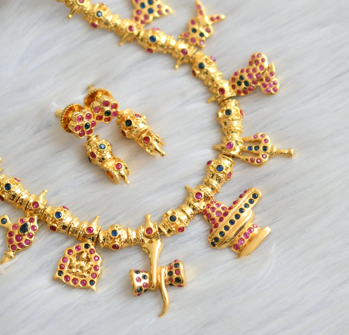 Gold tone ad stone pink-blue shiva necklace set dj-03091