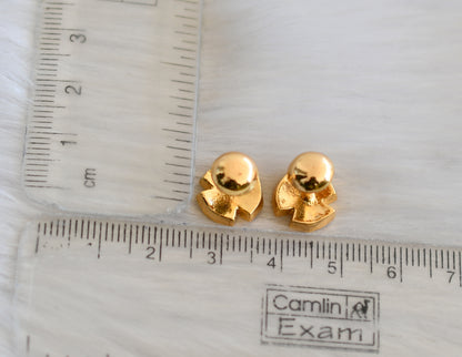 Gold tone ad pink-white stone earrings/stud dj-40342