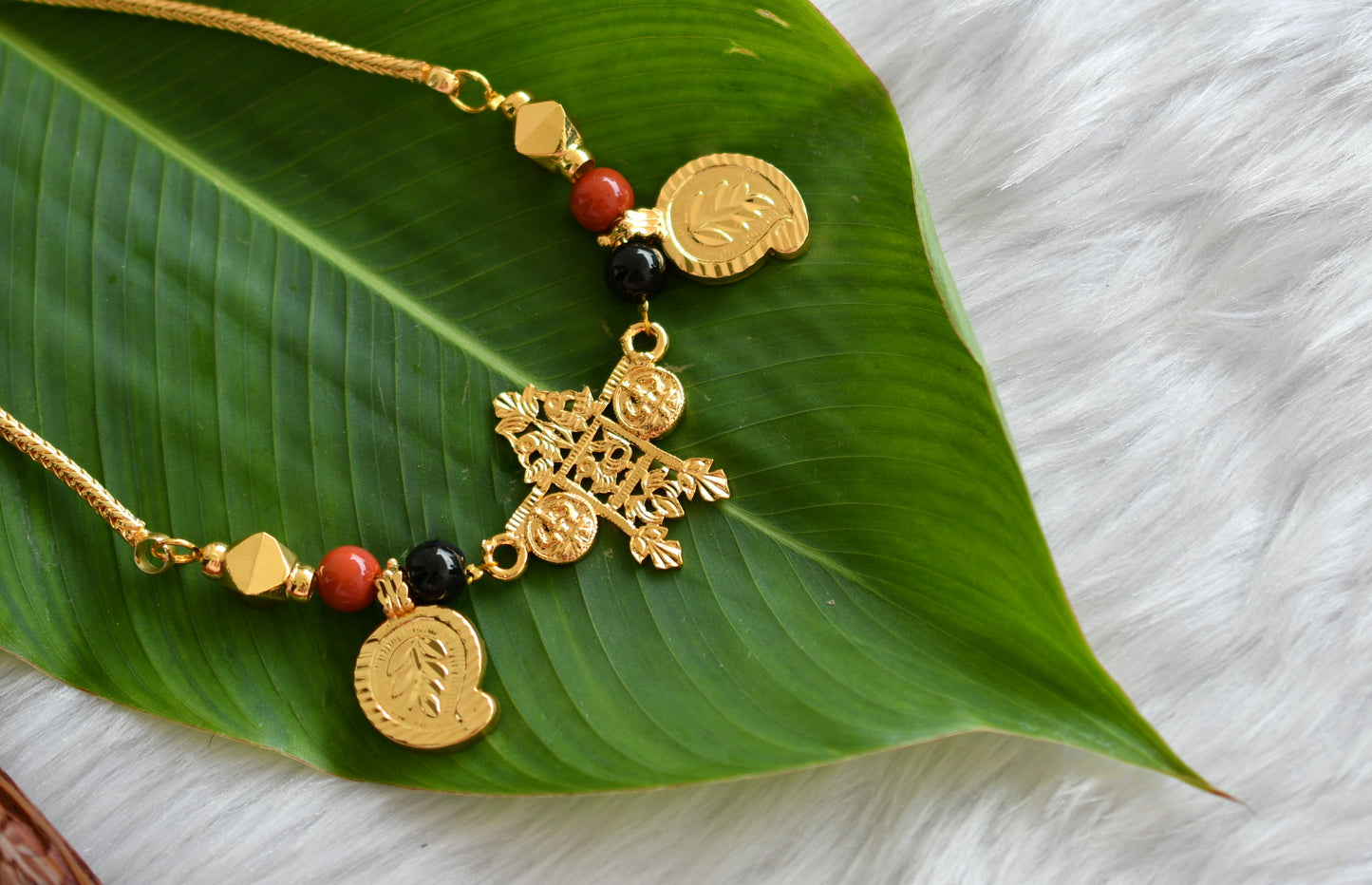 Gold tone black-coral beads Annam-mango mangalyam dj-38975