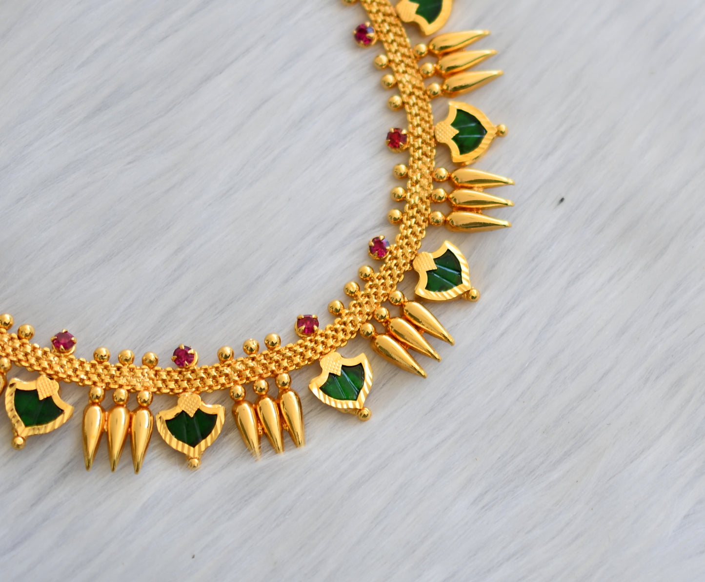 Gold tone green palakka mulla mottu necklace dj-35496