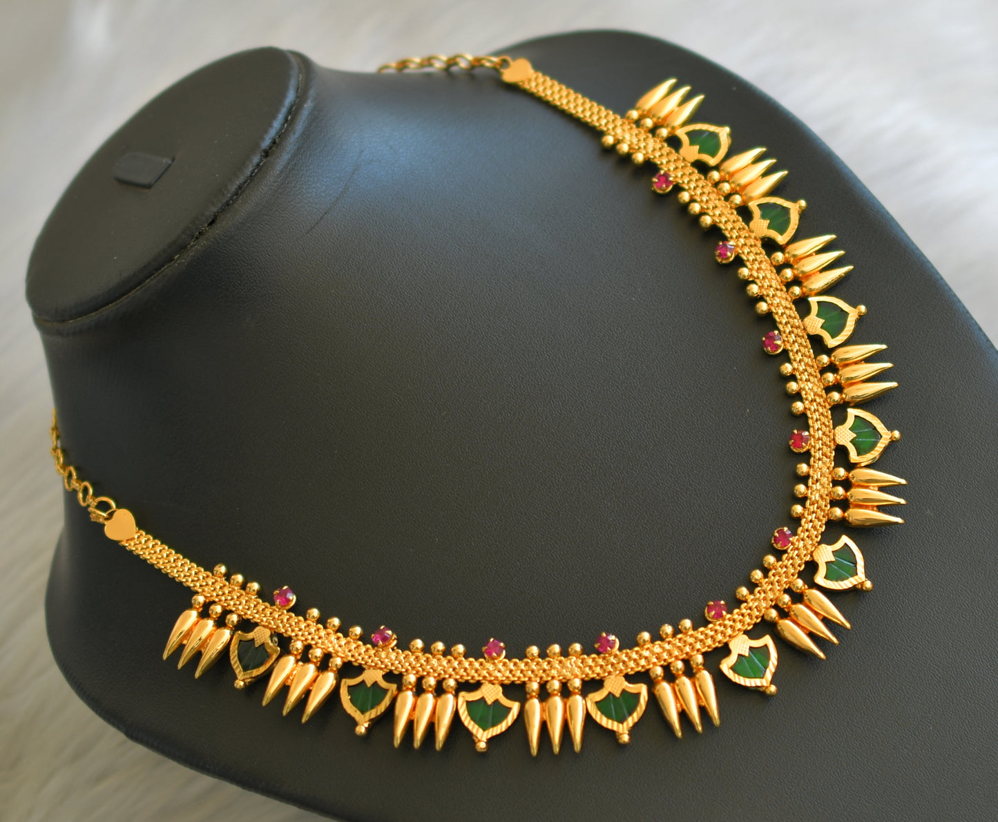 Gold tone green palakka mulla mottu necklace dj-35496