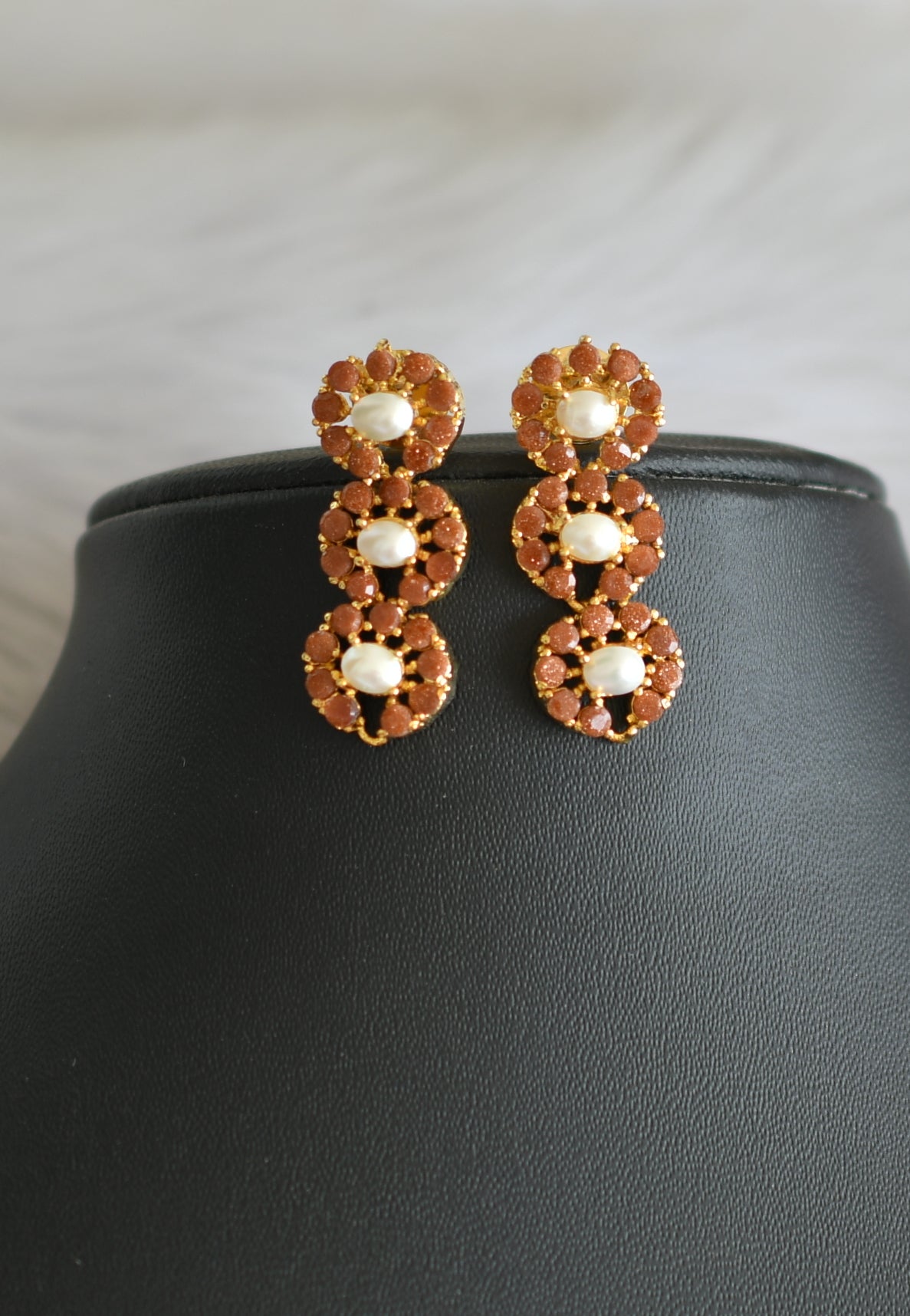 Gold tone pearl-sand stone necklace set dj-41725