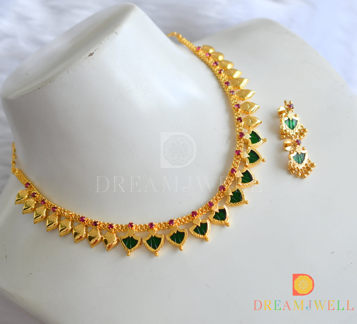 Gold tone pink-green Palakka Kerala style necklace set dj-38100