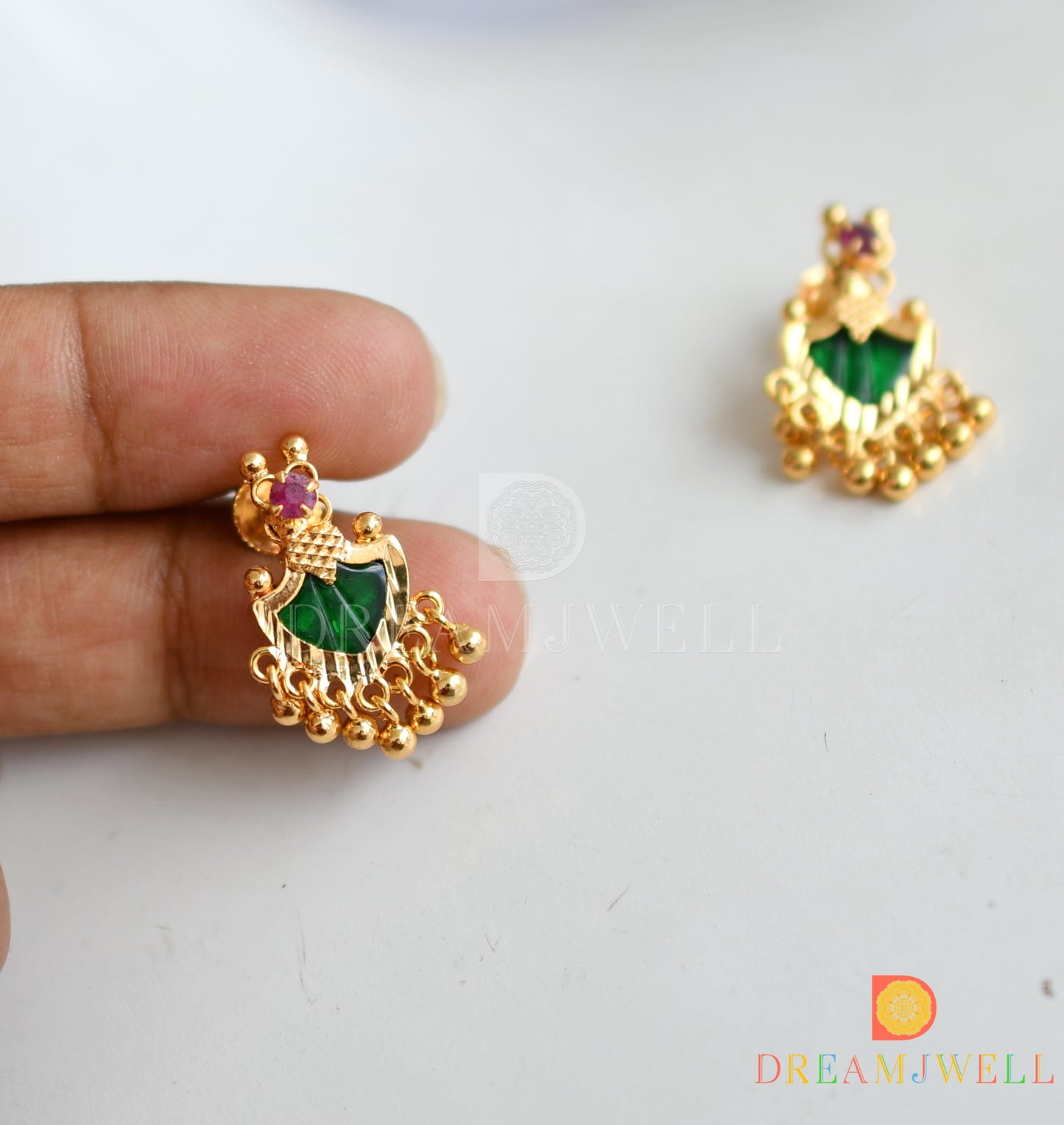 Gold tone pink-green Palakka Kerala style necklace set dj-38100