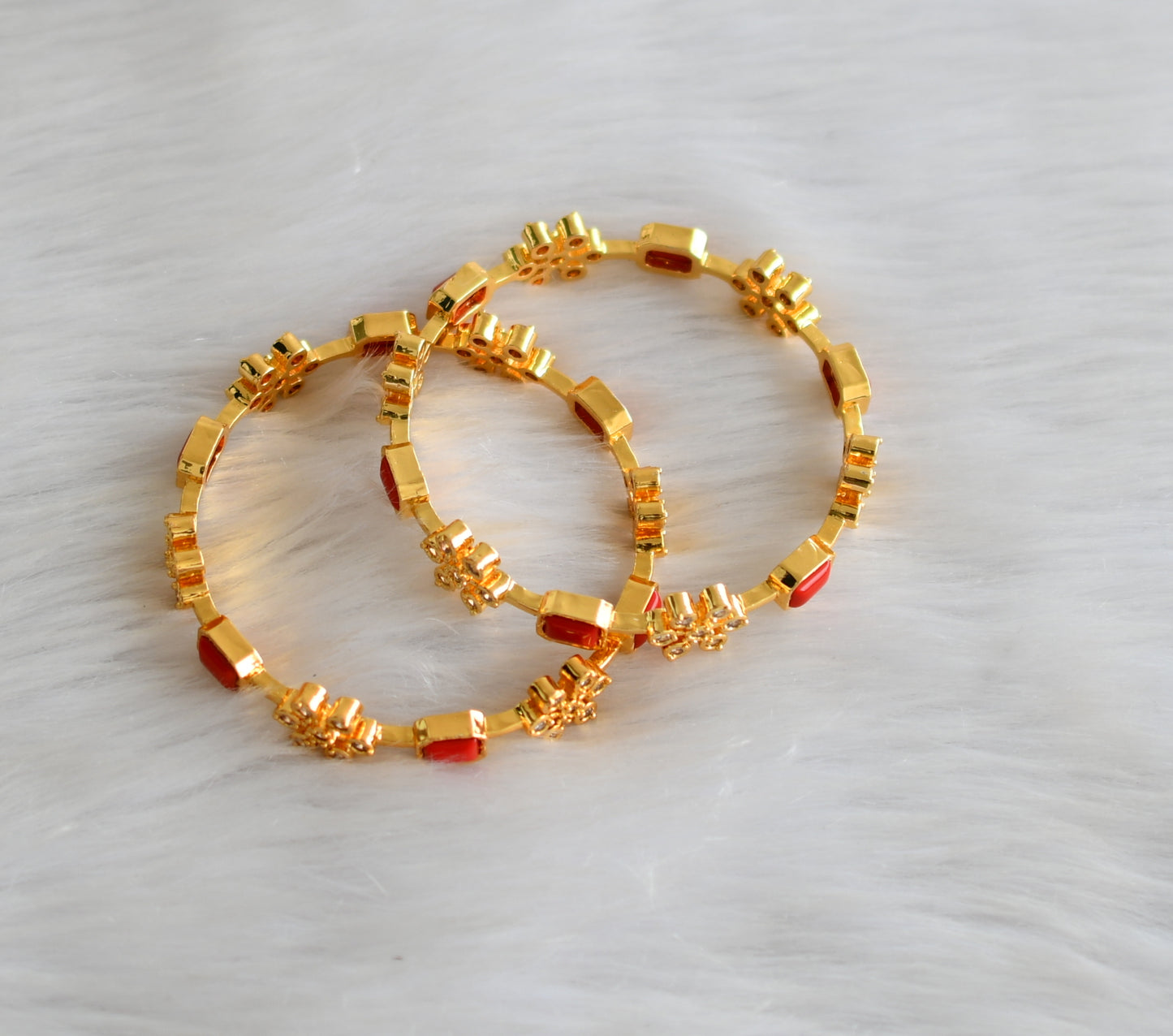 Gold tone coral white stone bangles(2.6) dj-40391