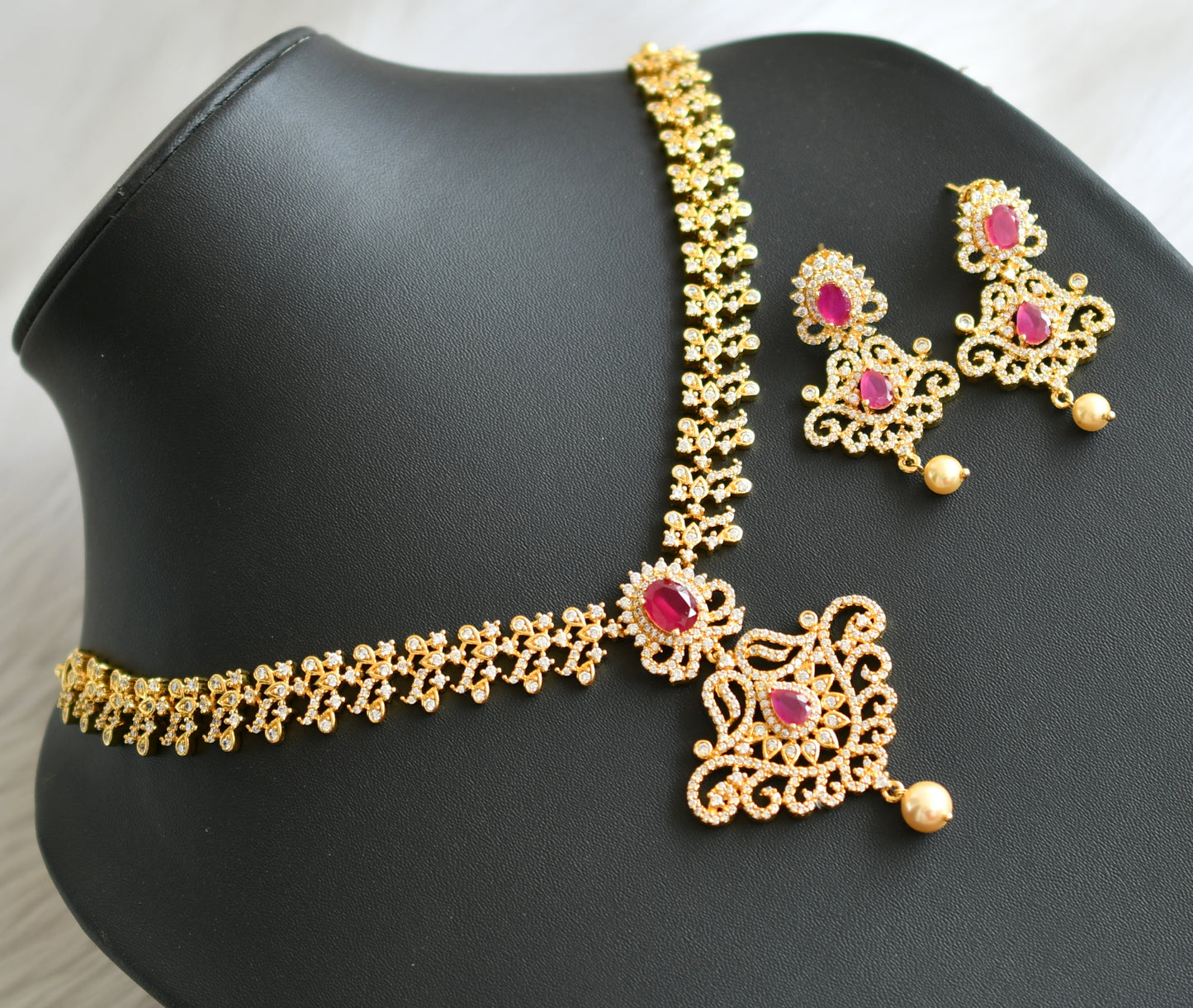 Gold tone cz-ruby-white necklace set dj-03285