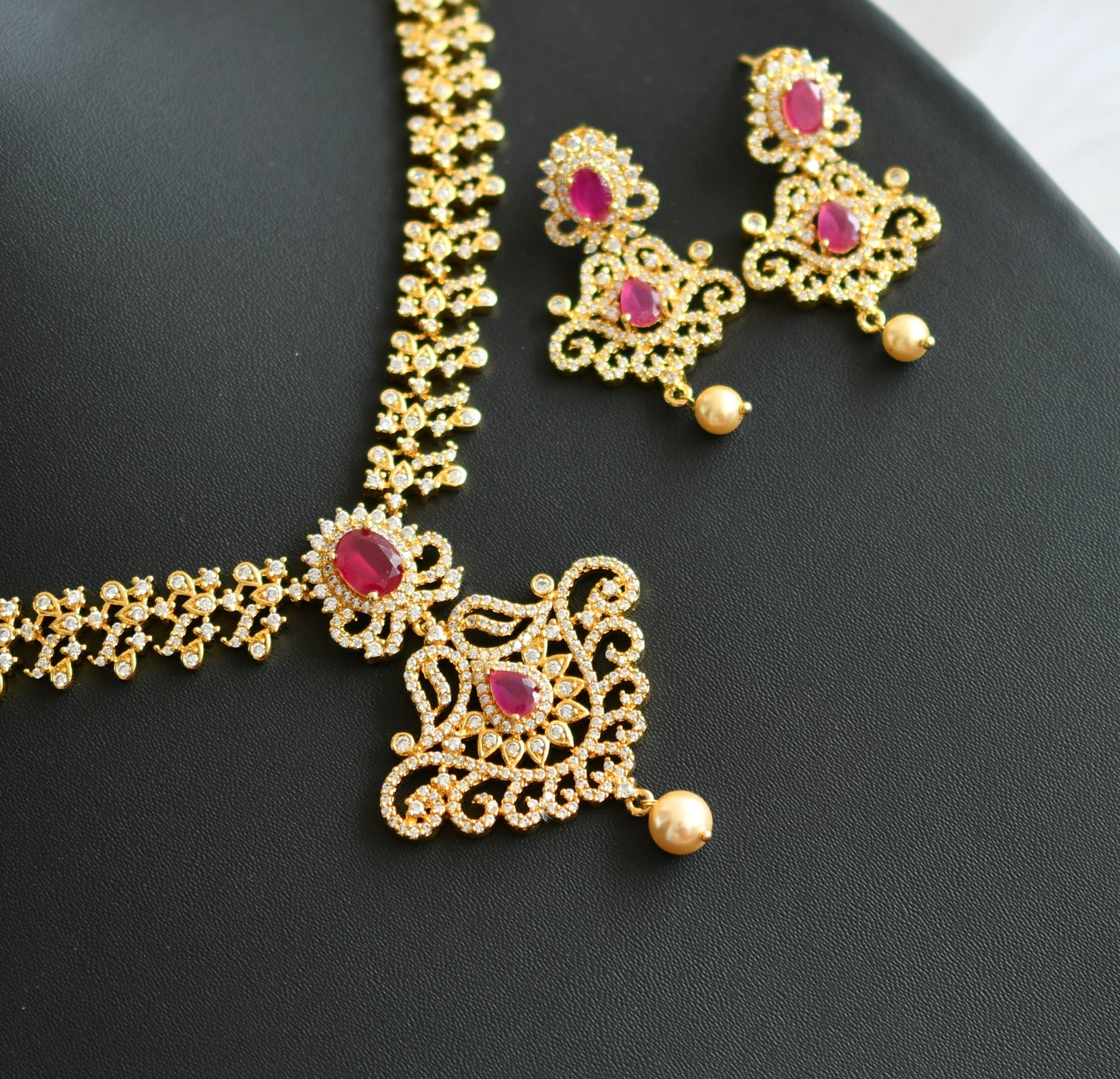 Gold tone cz-ruby-white necklace set dj-03285