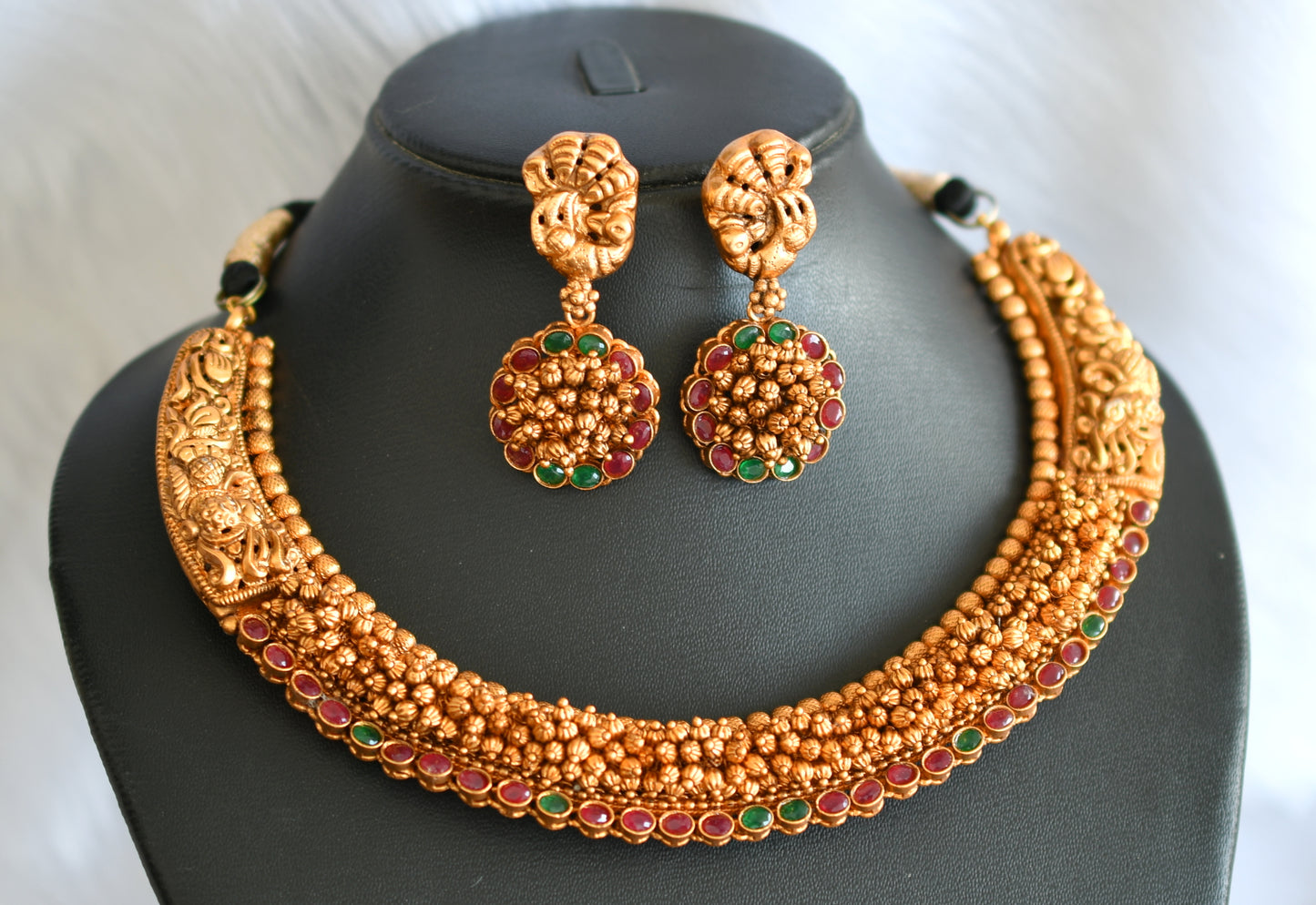 Matte finish ruby-emerald necklace set dj-19974