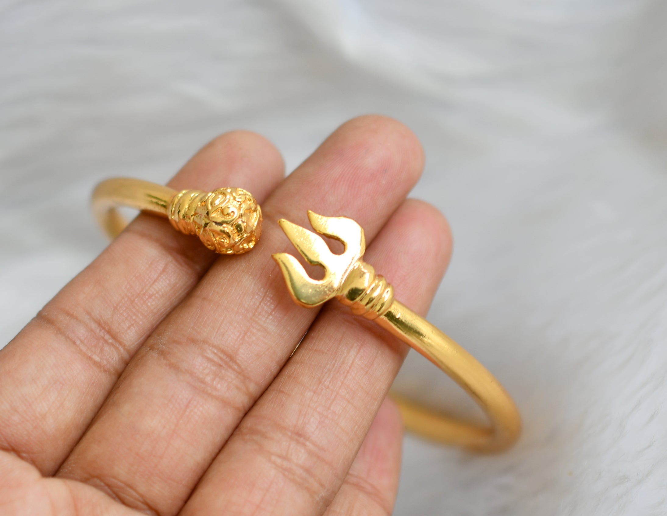 Trishul Rudraksha Gold Plated Ring, Weight: 8gm at Rs 40/piece in Jaipur