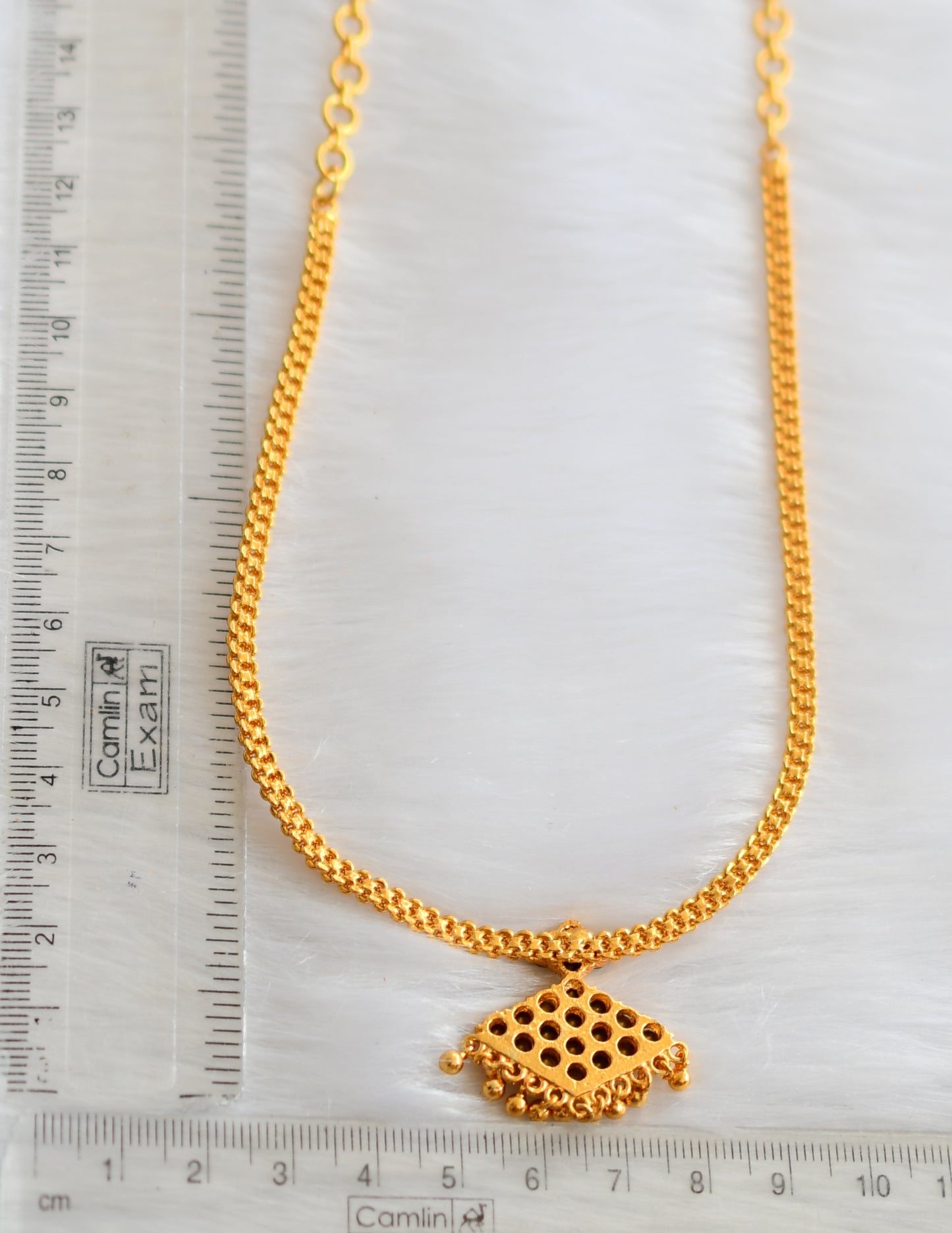 Gold tone black-white stone Kerala style small pathakkam necklace dj-39023