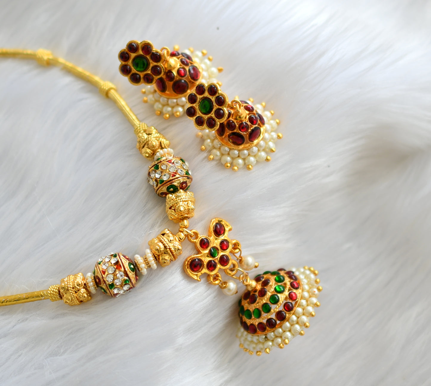 Gold tone kemp-green jhumkka pendant hand made temple necklace set dj-02805