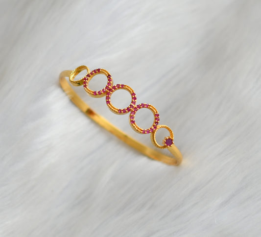 Gold tone ruby stone round bracelet dj-40428