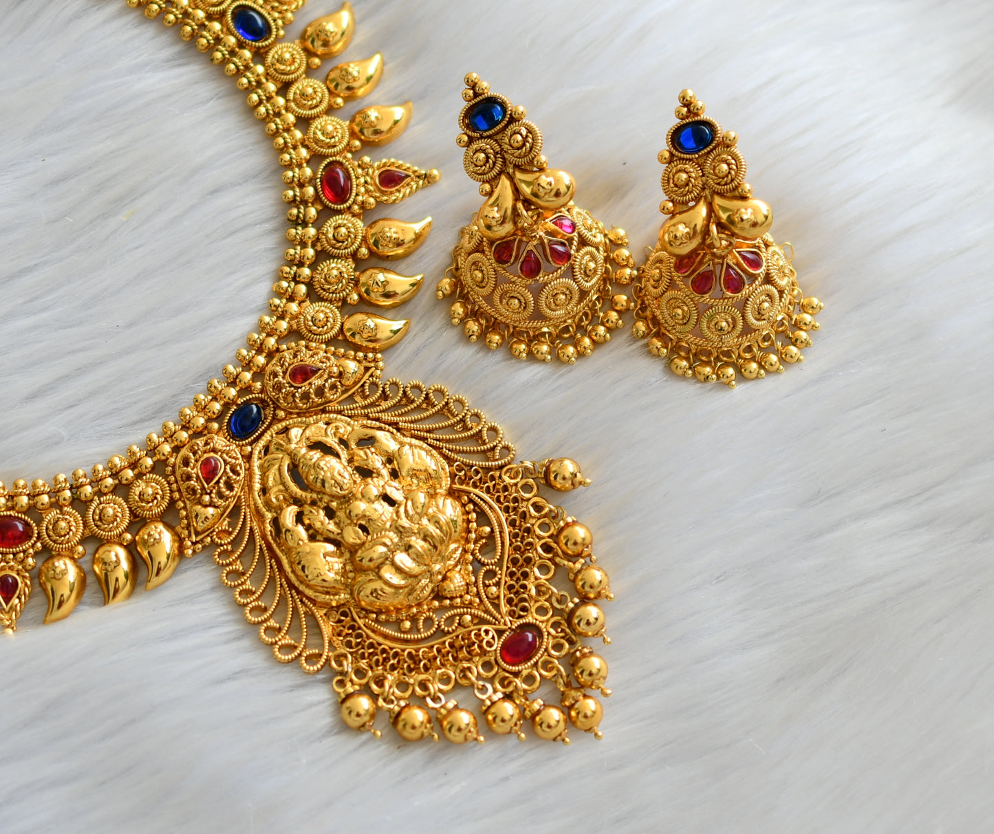 Antique gold tone kemp-blue Lakshmi necklace set dj-03499