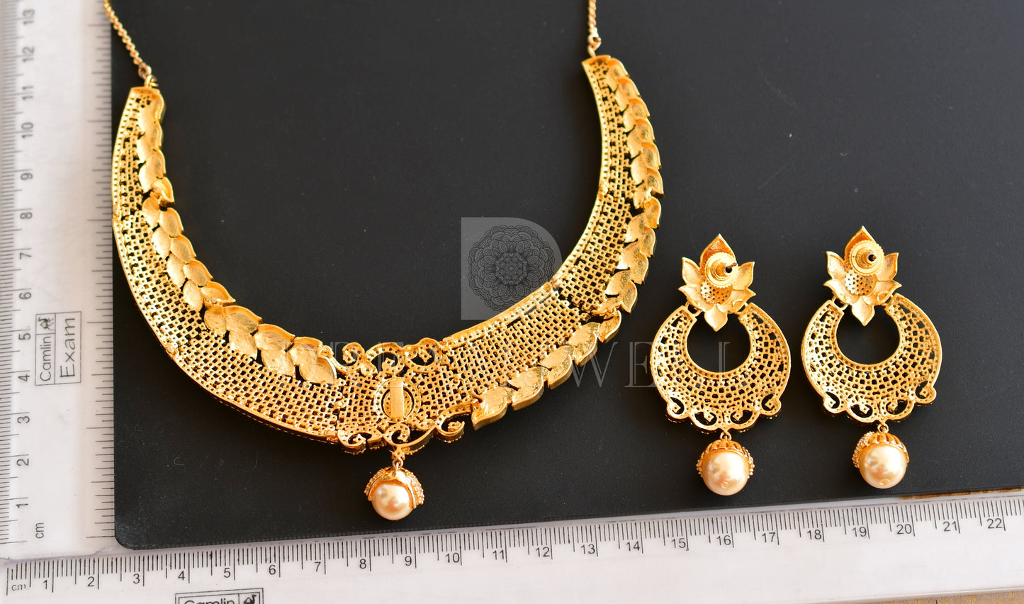 Matte finish cz gold design replica necklace set dj-14789