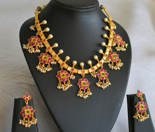 Gold tone ruby-emerald gutta pusalu flower necklace set dj-02877