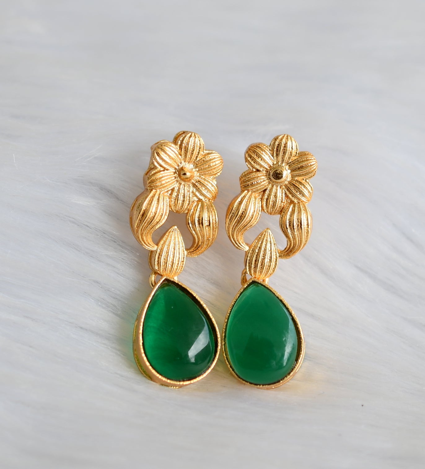 Gold tone green flower necklace set dj-39716