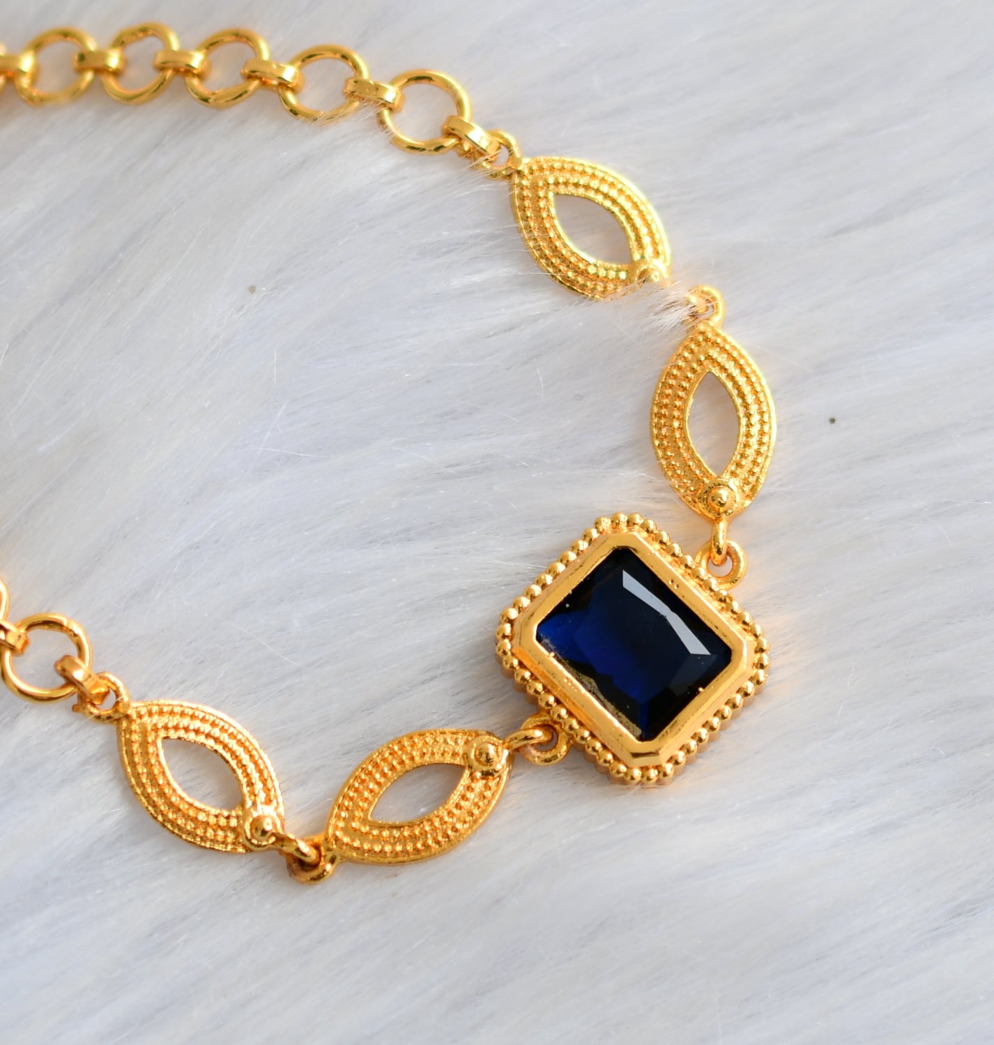 Gold tone blue block stone bracelet dj-40493