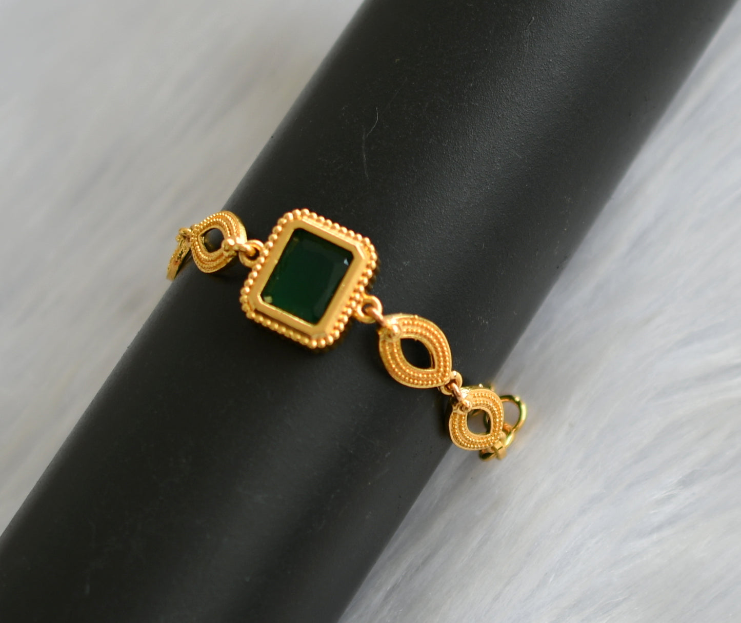 Gold tone bottle green block stone bracelet dj-40496