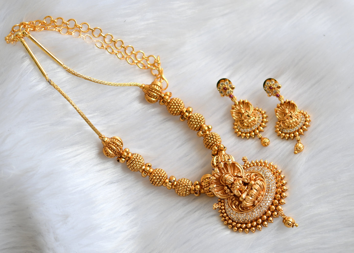 Matte finish white Lakshmi necklace set dj-39735