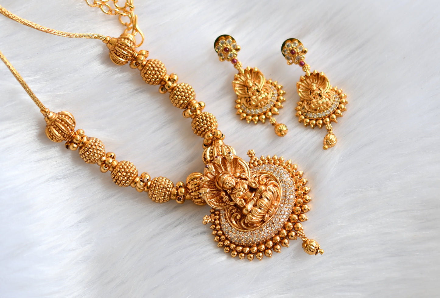 Matte finish white Lakshmi necklace set dj-39735