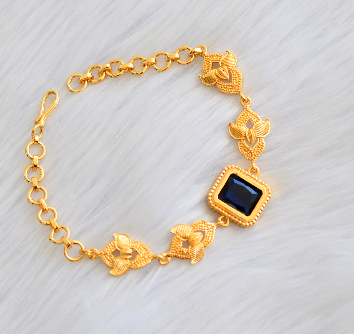 Gold tone blue block stone bracelet dj-40511
