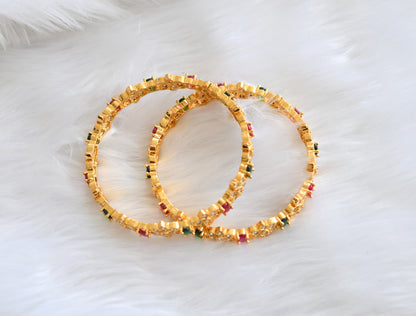 Gold tone AD kemp-green flower bangles (2.8) dj-39051