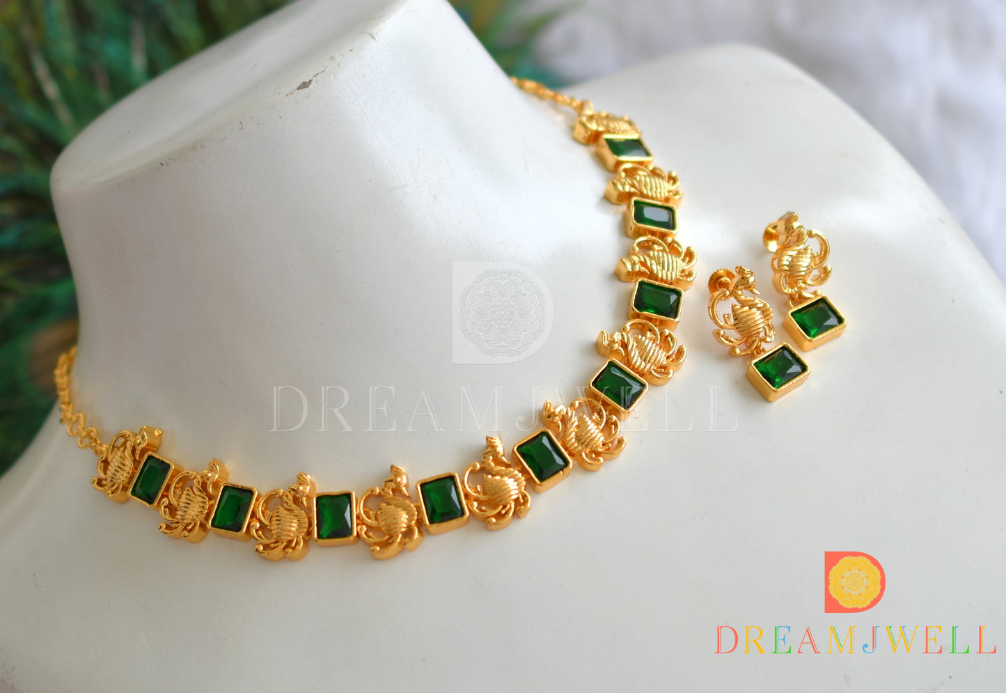 Gold tone bottle green block stone swan sufi necklace set dj-38197