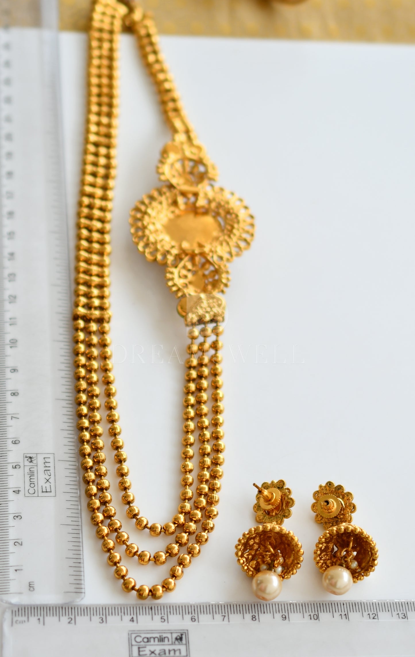 Antique gold tone Kundan Mugappu Multilayer Short Haar Set dj-12686