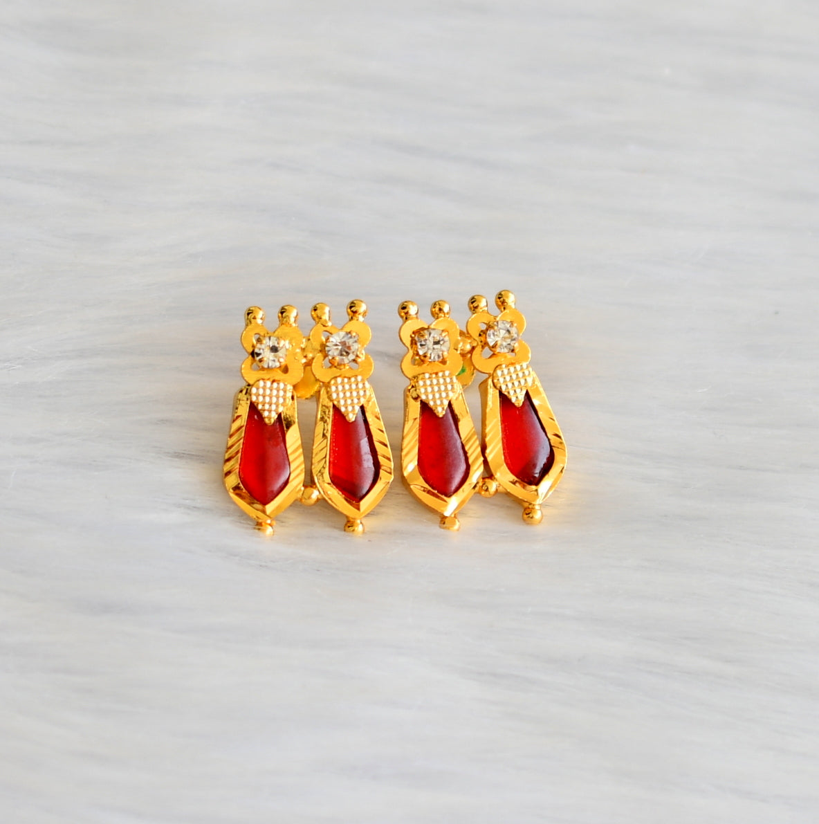 Gold tone Red Nagapadam Stud/Earrings DJ19514