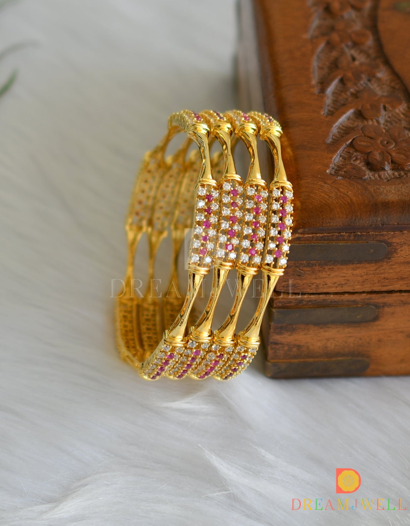 Gold plated cz ruby-white set of 4 bangles (2.6) dj-09605