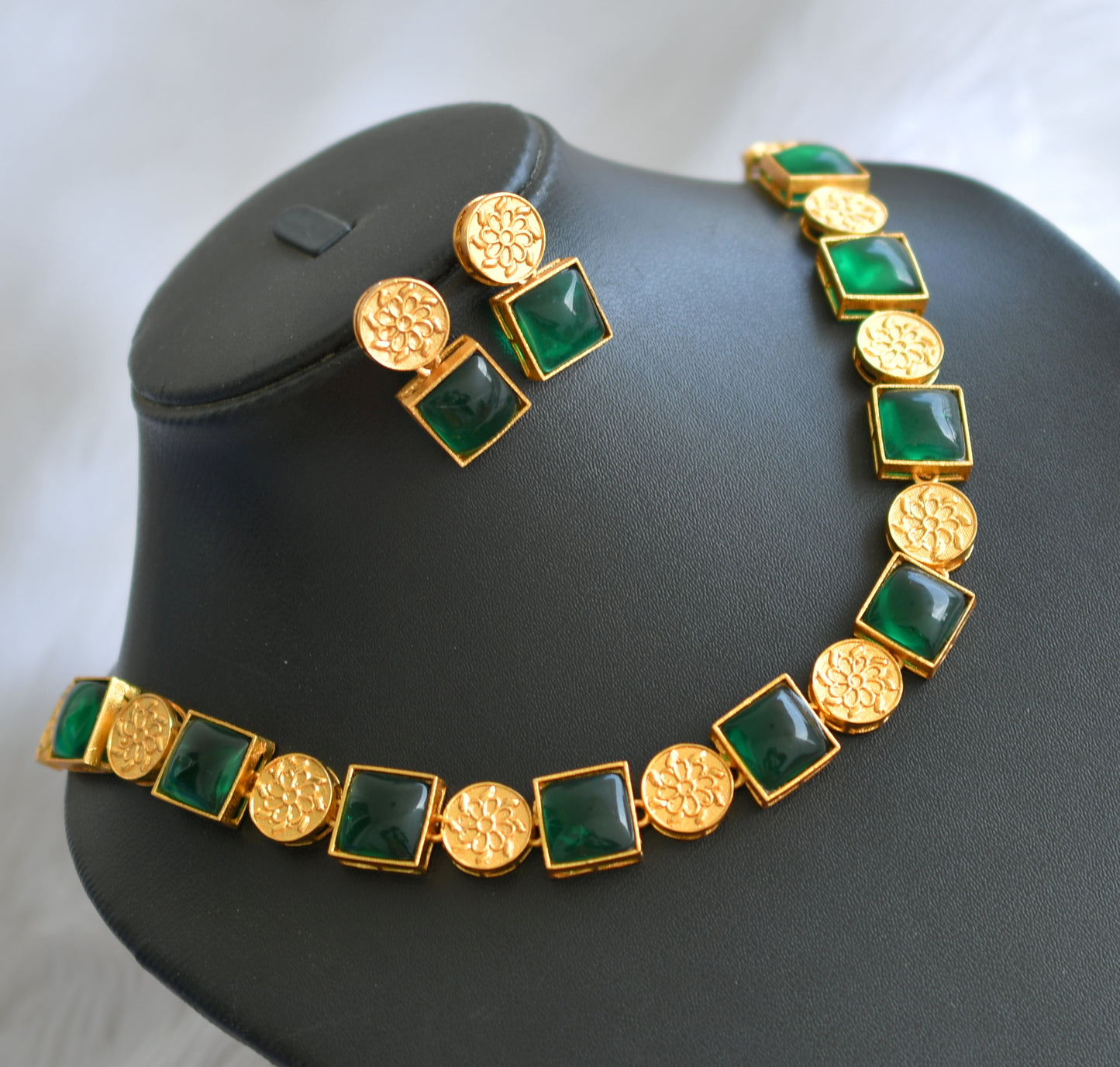 Matte finish green block stone necklace set dj-39806