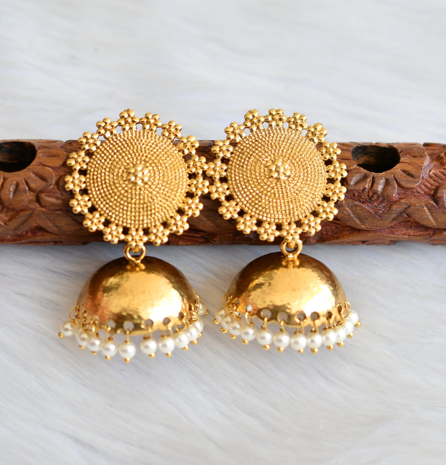 Antique gold tone Pearl Round Jhumkka dj-03444