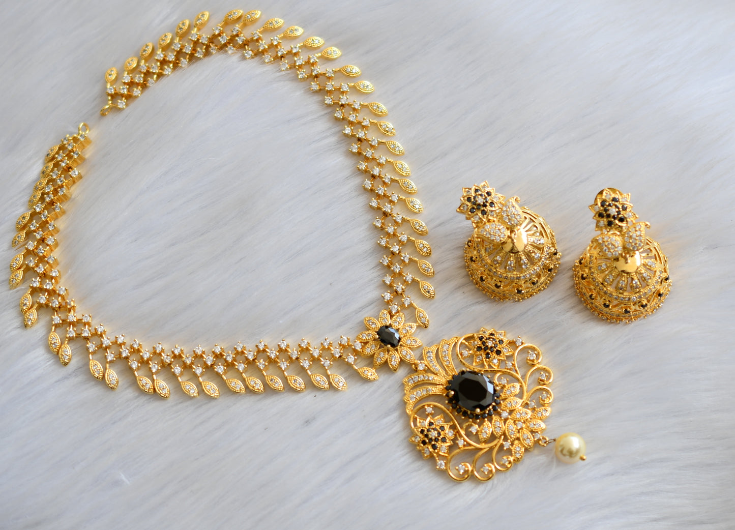 Gold tone cz-black designer necklace set dj-05657