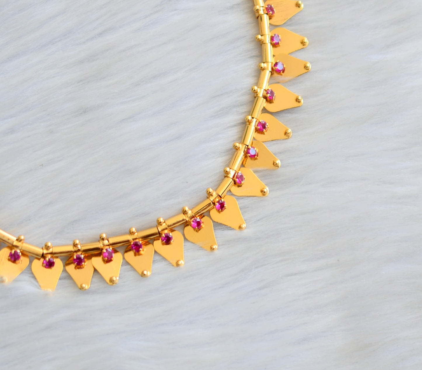 Gold tone pink stone thali kootam necklace dj-35248