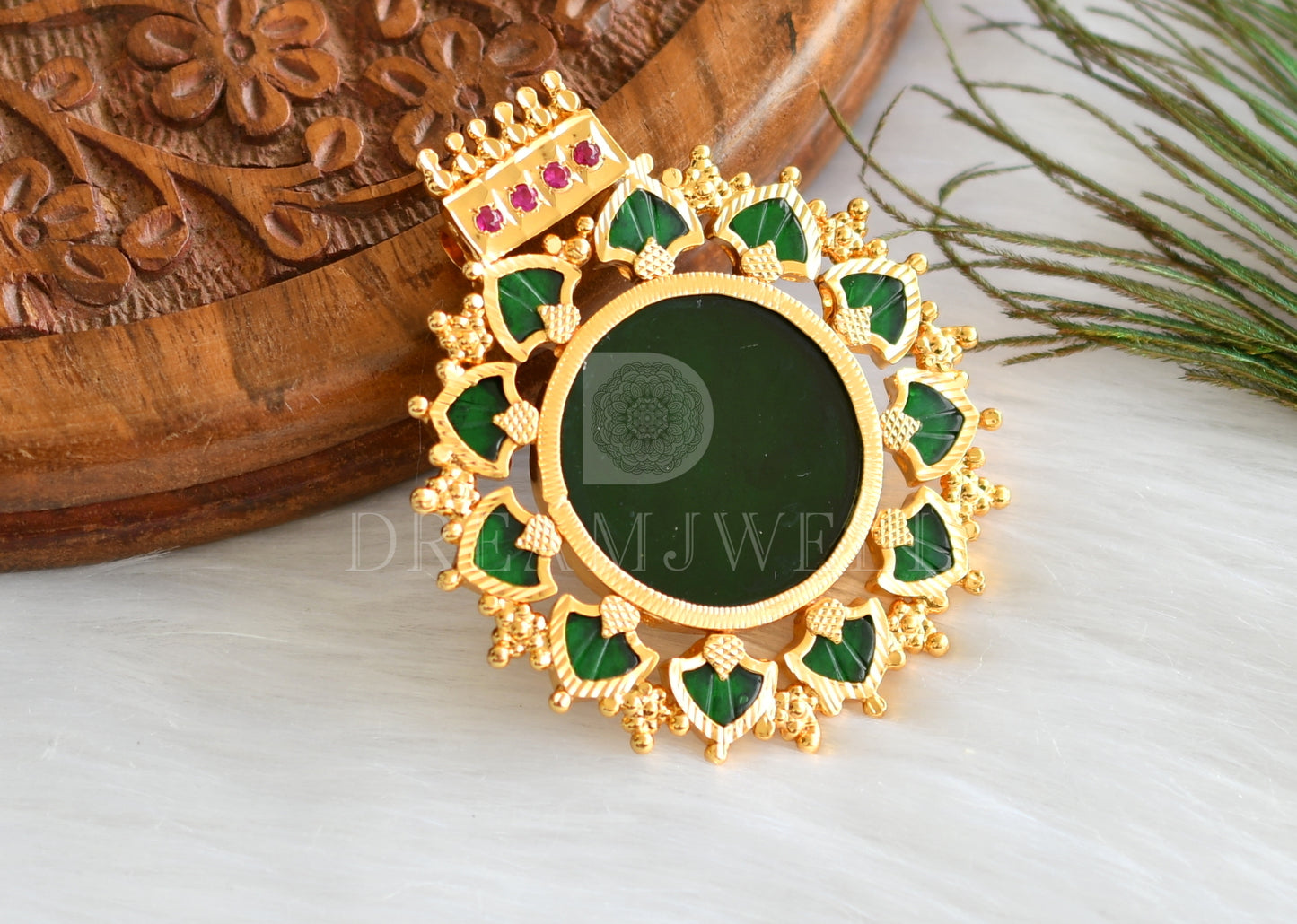 Gold Tone Green Palakka Kerala Style Pendant DJ27541