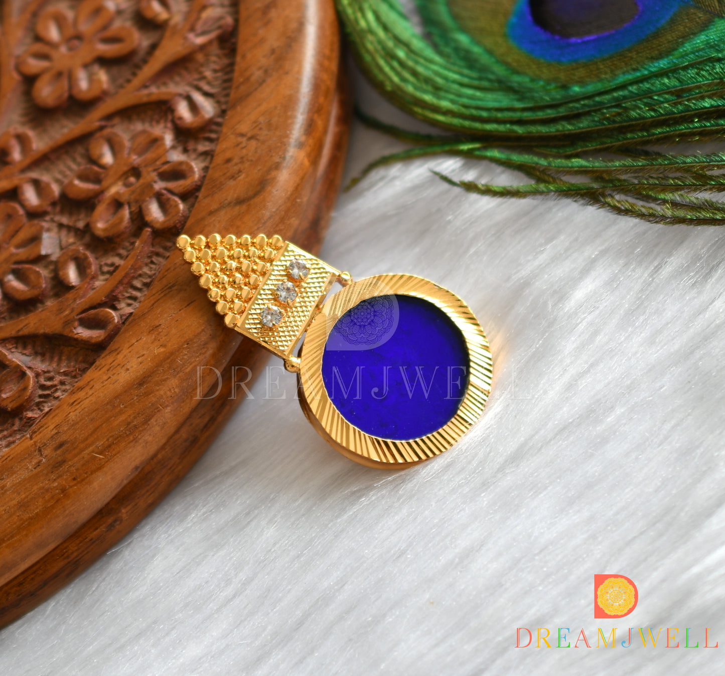 Gold tone white-blue round Kerala style pendant dj-37500