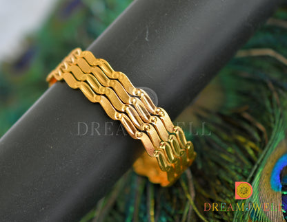 Gold tone set of 4 Bangles (2.8) dj-38238