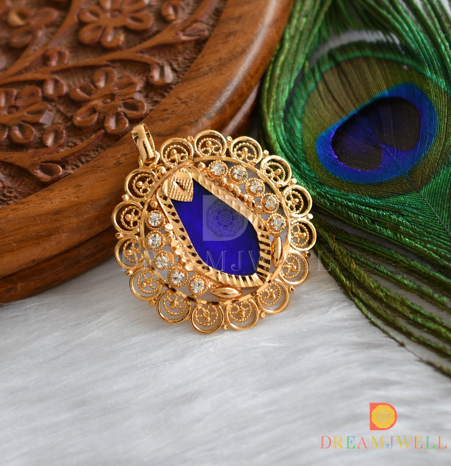 Gold tone blue nagapadam Kerala style pendant dj-37512