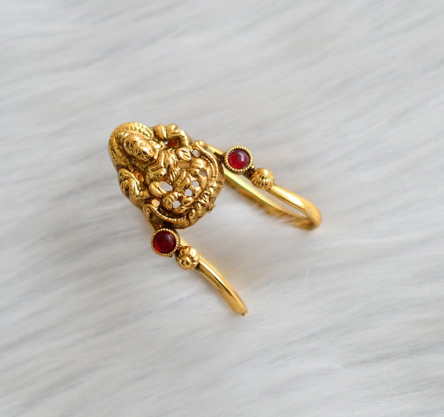 1930'S Antique Solid 18K Yellow Gold Ruby & Diamond Cocktail Ring - $6