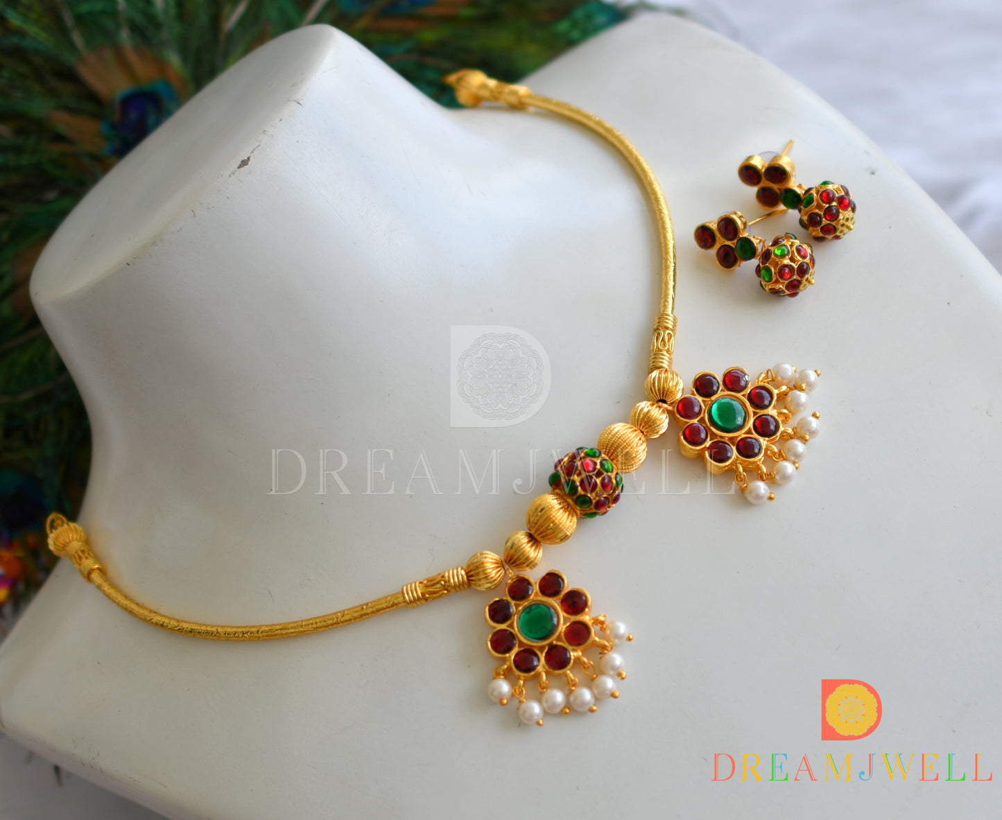 Gold tone kemp-green necklace set dj-23079