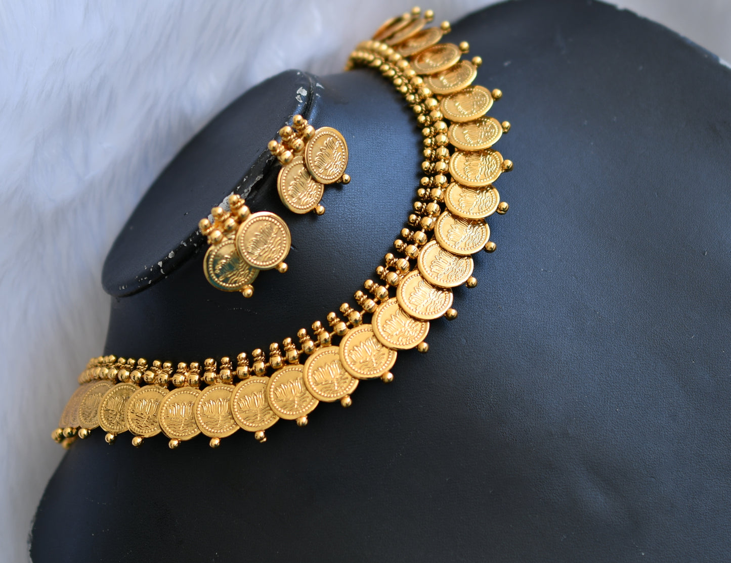 Gold tone Lotus coin haar set dj-15279