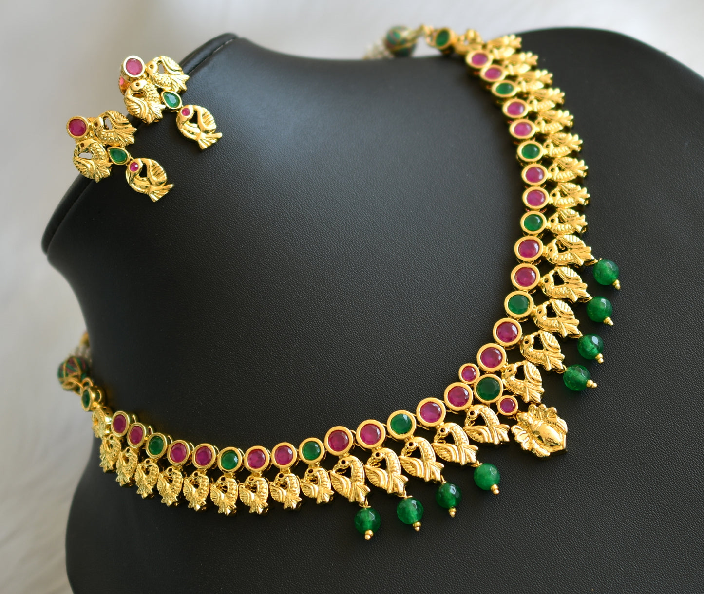 Gold tone ruby-green agates peacock necklace set dj-41916